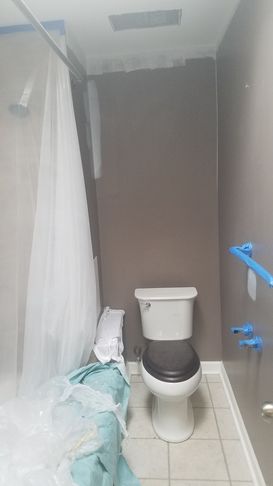 Interior Bathroom Painting in Philadelphia, PA (1)